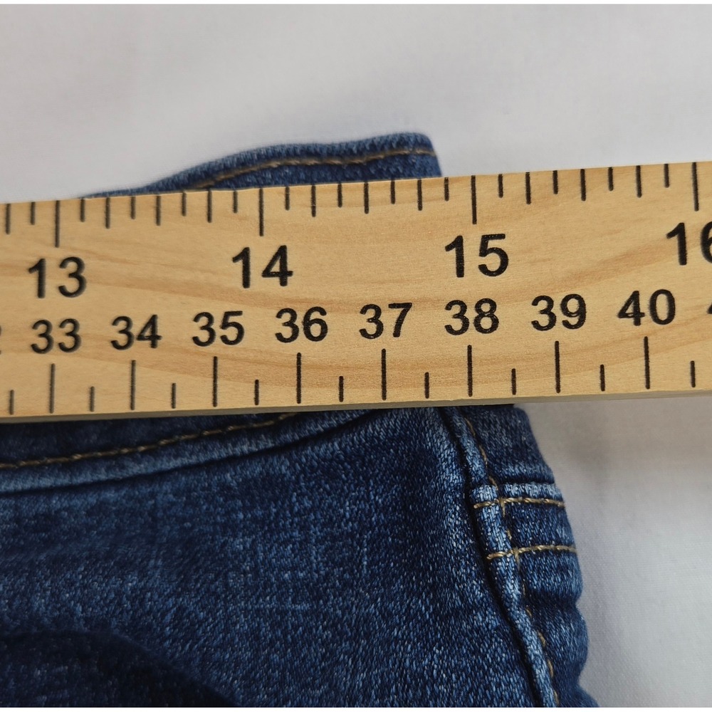 Levis Womens 28 Mid Length Denim Shorts Dark Wash Cuffed Blue Jean Shorts - Picture 8 of 9